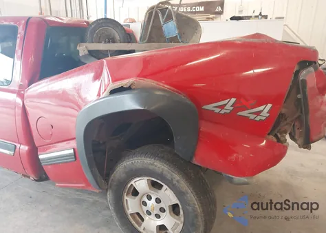 2003 Chevrolet Silverado 1500 Ls z USA, uszkodzony, nr VIN 1GCEK19T23Z351415